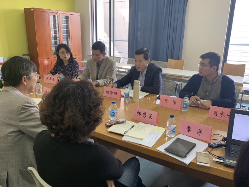 上外贤达学院董事长鲍贤嗣来我院开展调研